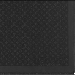 LOUIS VUITTON Monogram Shawl